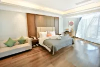 Deyang Golden Carlley Hotel