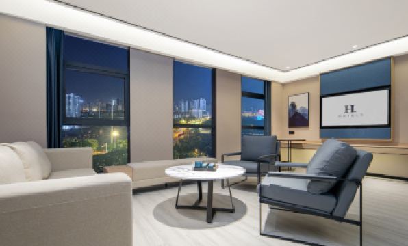 H Hotel (Wuhan Zhuankou Sports Center store)