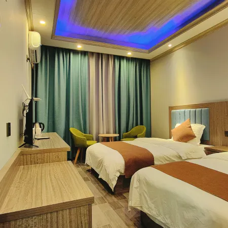 Qingmuchuan Dry Boat House Fashion Hotel