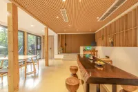 Xichuan Laojun Mountain Shanhai Legend • Hidden Residence Hotels in Luanchuan