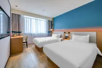 Ni Hao Hotel (Nantong Haohe Scenic Area Haier Lane Subway Station) Hotels in Nantong