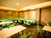 錫林浩特京府智慧飯店（維多利廣場中心醫院店） - 停車場