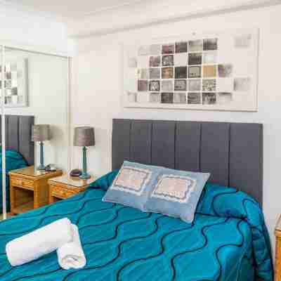 Aruba Sands Resort Gold Coast Rooms