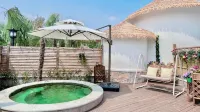 Yanling Bloom Hot Spring Hotel