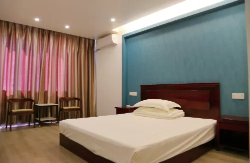 Warm Hotel (Tai'an Road Shop)