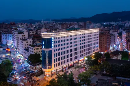Shangmei Hotel (Guangzhou Xialiang Metro Station)