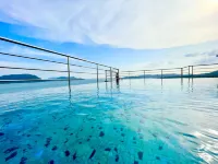 Langkawi Seaview Cube w/ Rooftop Pool - สระว่ายน้ำบนดาดฟ้า
