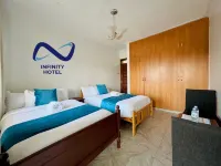 Infinity Hotel Kampala - bar