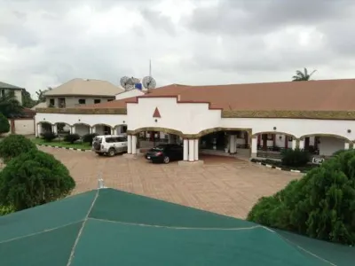 Chad-EF Hotels Hôtels à : 