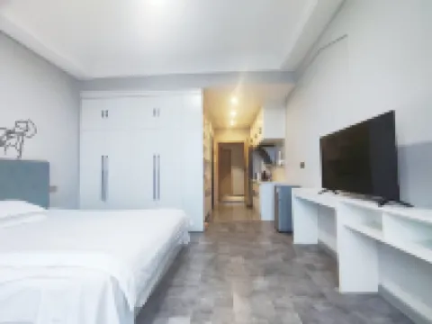 Luming Apartment (Ganzhou Songcheng South Gate Bubugao Square)