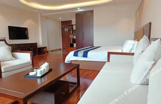 聶榮登瑪久尼酒店