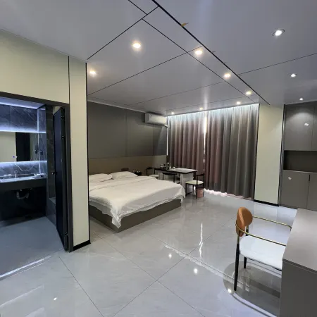 Shanghai East China Hotel