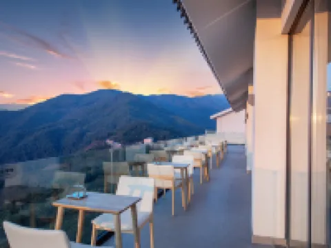 Cloud Built Banshan Pond Scene Hotel Hotel a Xinping