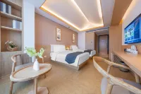 Yichang Hidden Hotel - Kitchens