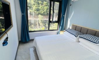 Huguan Jiujiayi Farm Inn