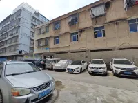Shangyi Light Residence Hotel - Guangdong Puning | Square Wantaihui Shopping Center Store - Parkering