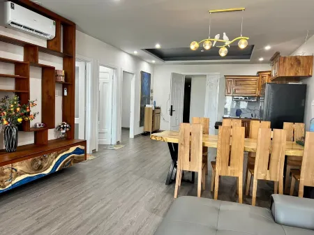 Sea view & City view  3-bedroom CSJ GROUP Vung Tau Отели рядом с достопримечательностью «Mui Nghinh Phong»