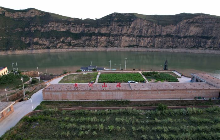 Pianguan Huanghe Hotel
