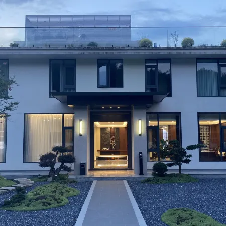 Wuyishan Unfurnished Mountain Residence Отели рядом с достопримечательностью «The Second Hospital of Wuyishan»