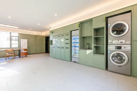 Haiyou Hotel(Zhuhai Doumen Daxin Xinduhui Hotel) Отели рядом с достопримечательностью «Crocodile Island»