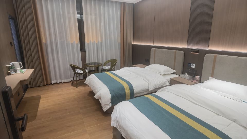 Hekou Guangfeng Smart Hotel