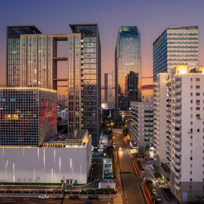 Licheng Langyu Hotel (Binhu Vientiane Hui,Yuantouzhu Scenic, Wuxi) Отели рядом с достопримечательностью «Город Shuihu»