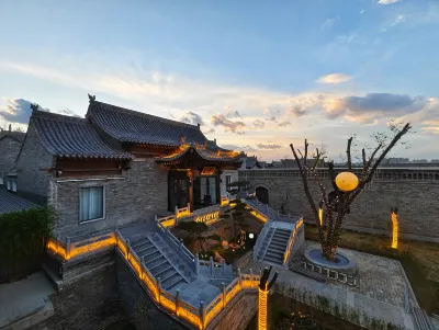Shi San Yue Hot Spring Inn فنادق في شينجَو