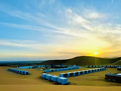 Zhongwei Desert Cloud Camping Hotel