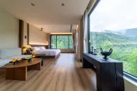 Rishang Sangan | Lipan · Private Hot Spring Villa (Siguniang Mountain Scenic Area) Hotels in Xiaojin County