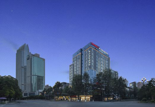 햄튼 바이 힐튼 시설