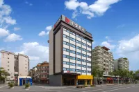 Borrman Hotel (Foshan Shunde Qinghui Garden Branch) Hotels in Foshan