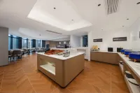 Huanman Hotel (Chenzhou Youth Avenue Yuhou Street)