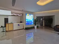 Zhongwei Little Dolphin Resort Hotel (Qingdao Station) - 3 ดาว