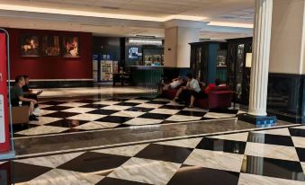 Vienna Hotel (Shangri-La Old Town)