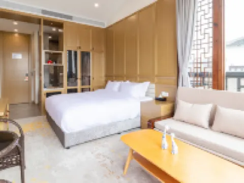 Bibo Lou Homestay (Kunshan Jinxi Ancient Town) Hotels near Jinlan Beach