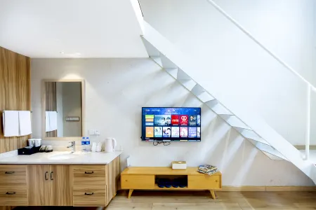 PRIUS Hengyuan Art Hotel (Yongan Park Xianju South Station) Отели рядом с достопримечательностью «Yongan River Drifting»