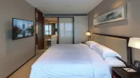 Baifeng Fairy International Grand Hotel (County Government) - parking