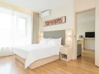 HanTing Hotel (Chengdu Wudahua Garden Jinyan Road) Отели в г. Чэнду