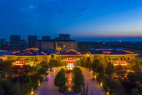 Xiong'an Meiquan World Holiday hotel - parking