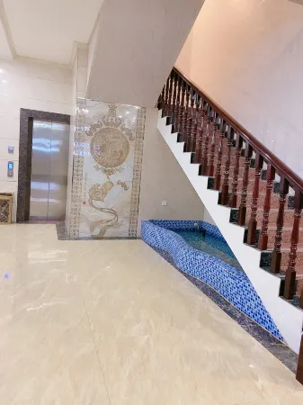 Ledong Jinyiyuan Business Hotel Отели рядом с достопримечательностью «Yinggehai Salt Flats»