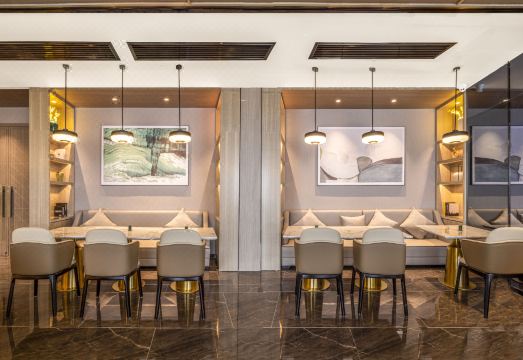 5. 포시즌스 호텔 ..