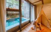 Yunfuli Yunsu·Emeishan Yunshuiju Private Hot Spring B&B - balcony