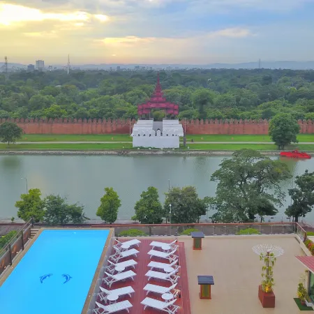 Sunset Palace View Hotel
