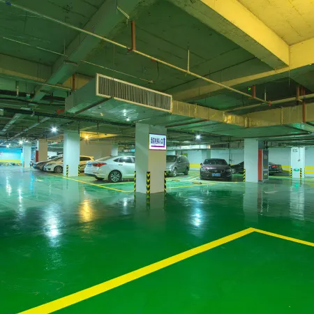 H Hotel (Hejin Xingeng Street)