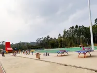 Junzhiju Renjia Zhuangyuan Inn