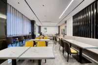 Starway Hotel (Linhai Duqiao Powerlong Plaza)