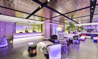RIGHT Hotel (Beijing Guomao SKP Center)