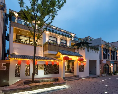Andi yard Guesthouse Hotels in Xiuwu