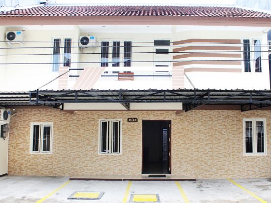 10 Best Hotels near Pakuwon Food Festival, Surabaya 2022  Trip.com