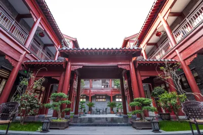 Sheqi Dongming Inn